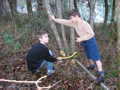 Thomas et Grgoire prparent le fortin